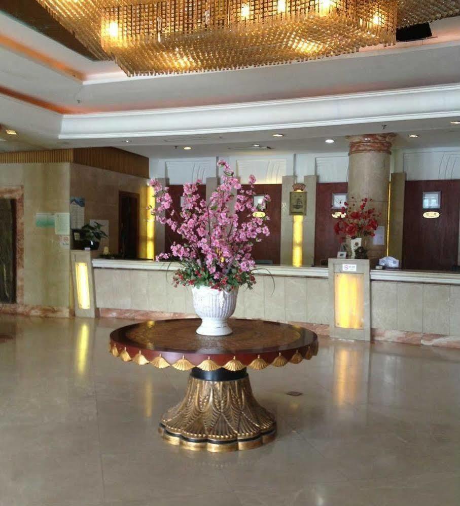 Qingpu Family Hotel Shanghai Exterior photo