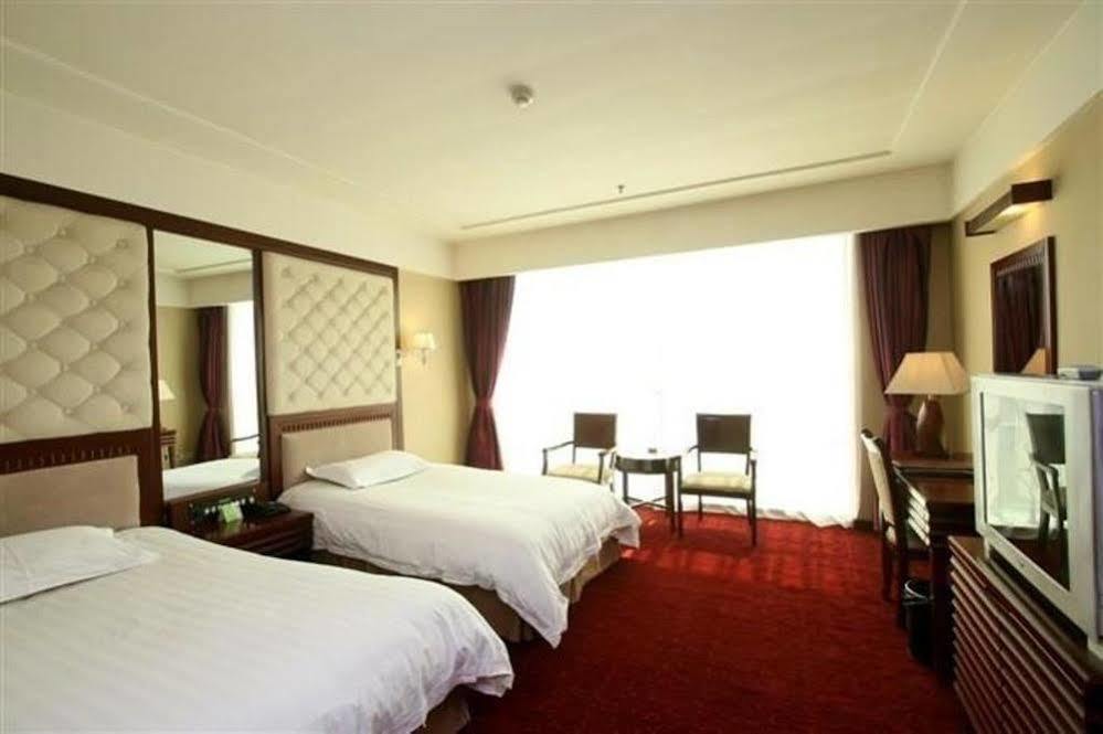 Qingpu Family Hotel Shanghai Exterior photo